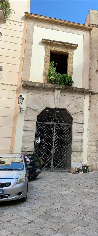 דירות פלרמו Palazzo Resuttana מראה חיצוני תמונה